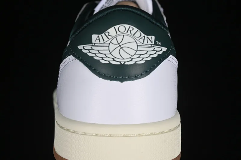 All categories Air Jordan Jordan series basketball shoes Air Jordan 1 Low G version pure original Air Jordan 1 Low OG "Oxidized Green" AJ1 Joe 1 oxidized green low-top cultural basketball shoes CZ0775-133